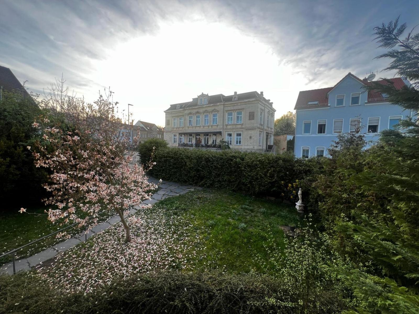 105 Quadratmeter Apartment, Parkplatz, Kinderfreundlich, 6 Personen, Wifi, Vollausgestattete Kueche, Crimmitschau Eksteriør billede
